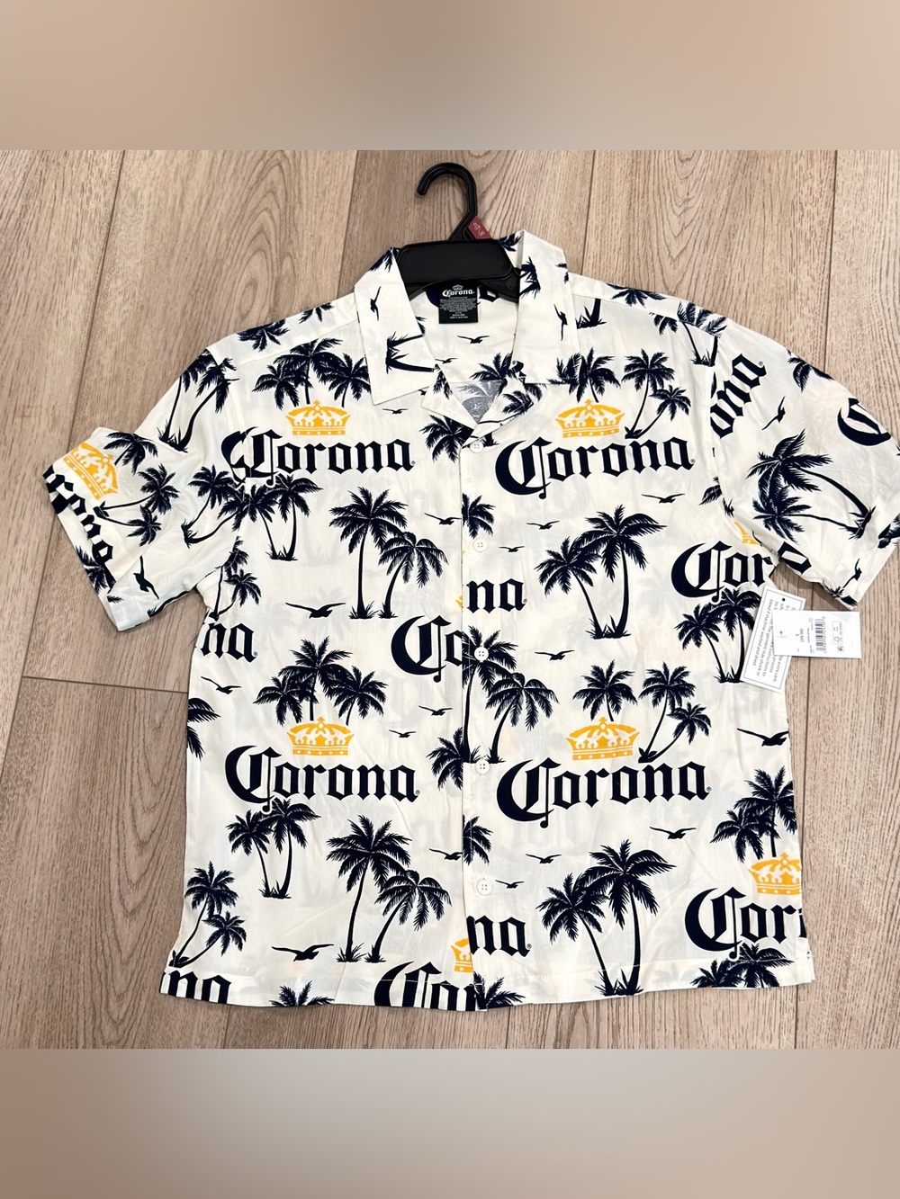 Corona White Shirt with Navy Palm Print and Yellow Crown Logos men’s small